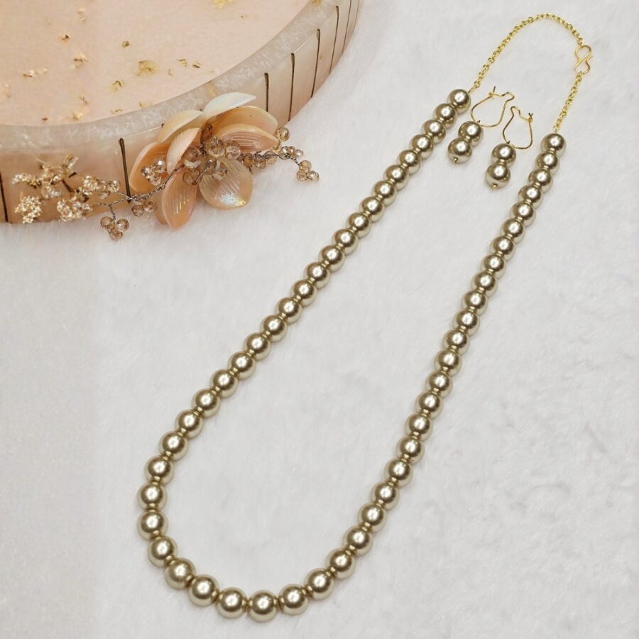 Golden Pearl Necklace