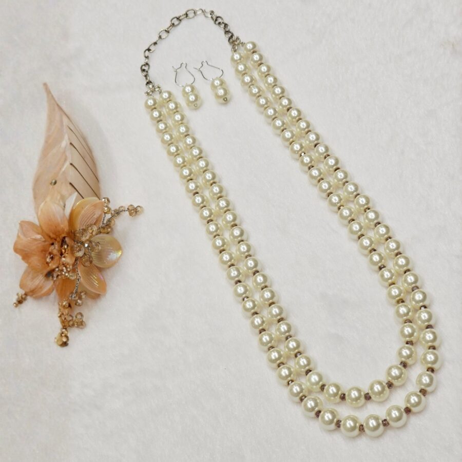Shell Pearl Necklace