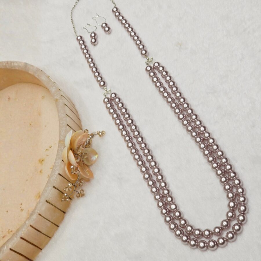 Metallic Shade Pearl Necklace