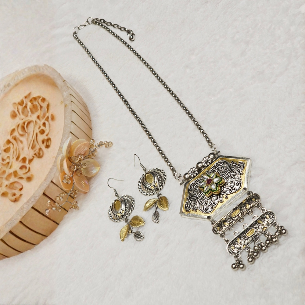 12-1-1.jpg Oxidized Necklace - Image 1