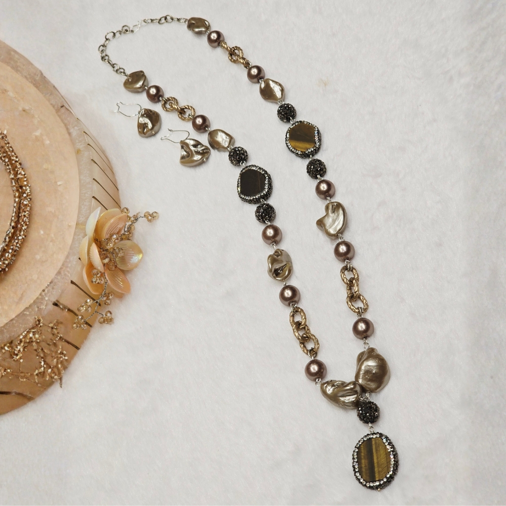 2-35.jpg Barooka Pearl Necklace - Image 1