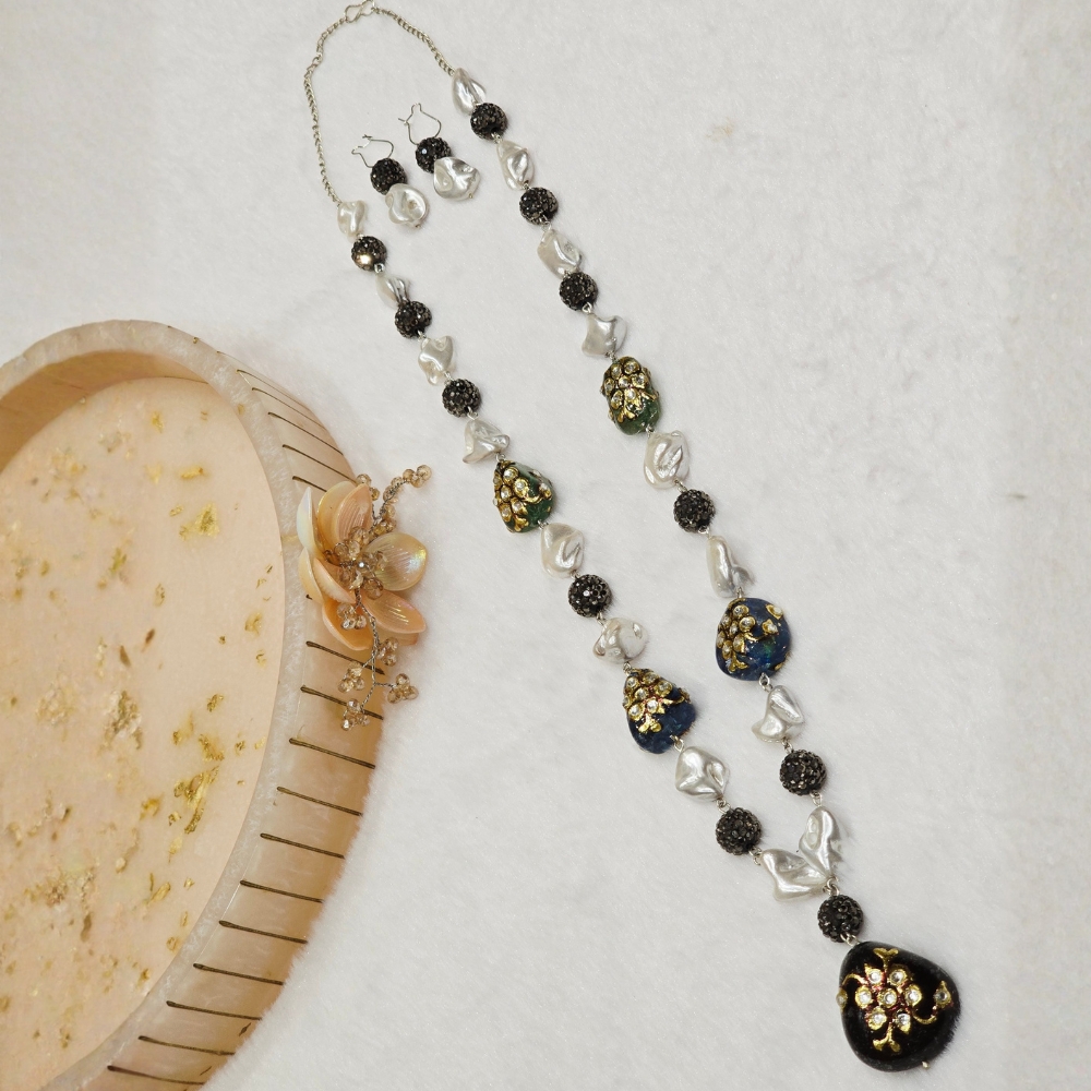 3-43.jpg Barooka Pearl Necklace - Image 1